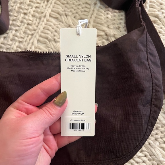 Baggu Chocolate Plum small nylon crescent - Picture 2 of 5